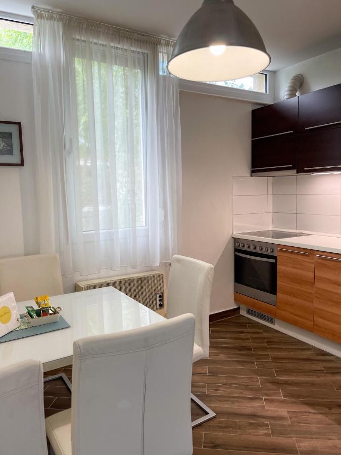 Greatforest Rosehill 1 Apartman Debrecen Exteriör bild